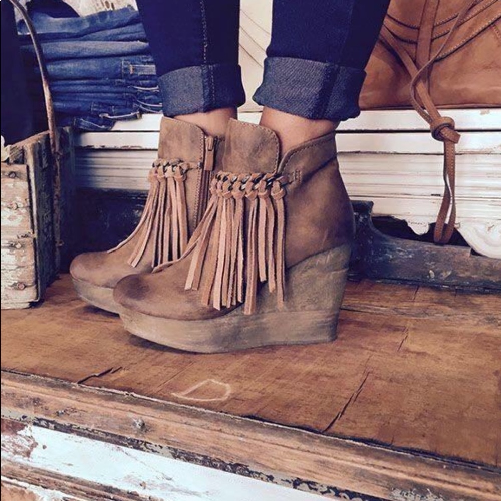 Sbicca Zepp Platform Wedge Booties